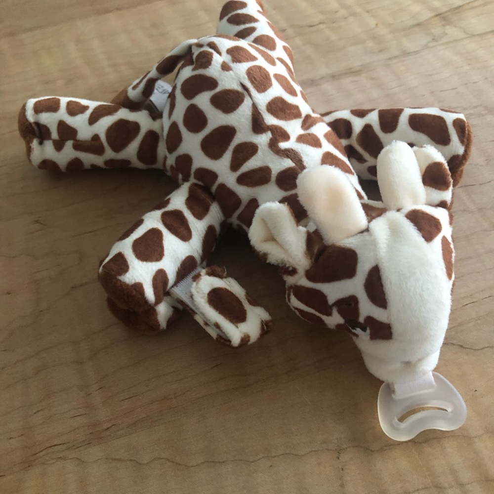 Free with purchase: Soothie Snuggle Pacifier clip